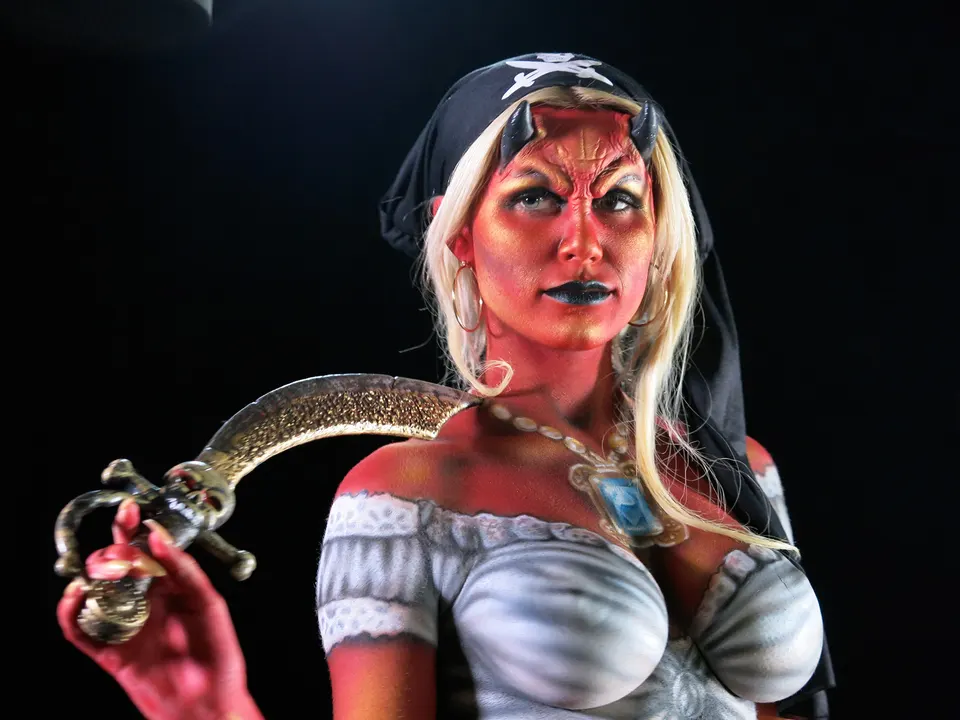 red-naked-vegas-nix-devil-pirate