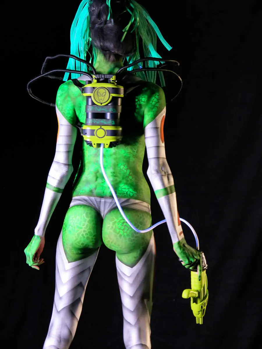 red-naked-vegas-wiser-alien-tequila