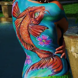 electric-daisy-carnival-edc-2014-bodypainting-fish